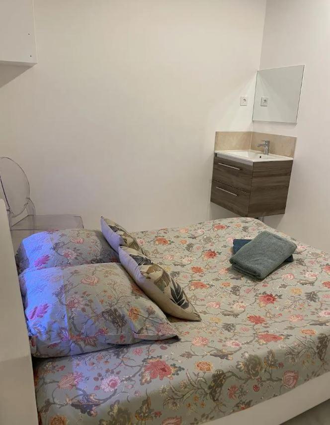 Guest Nearby Champs Elysees Appartement Paris
