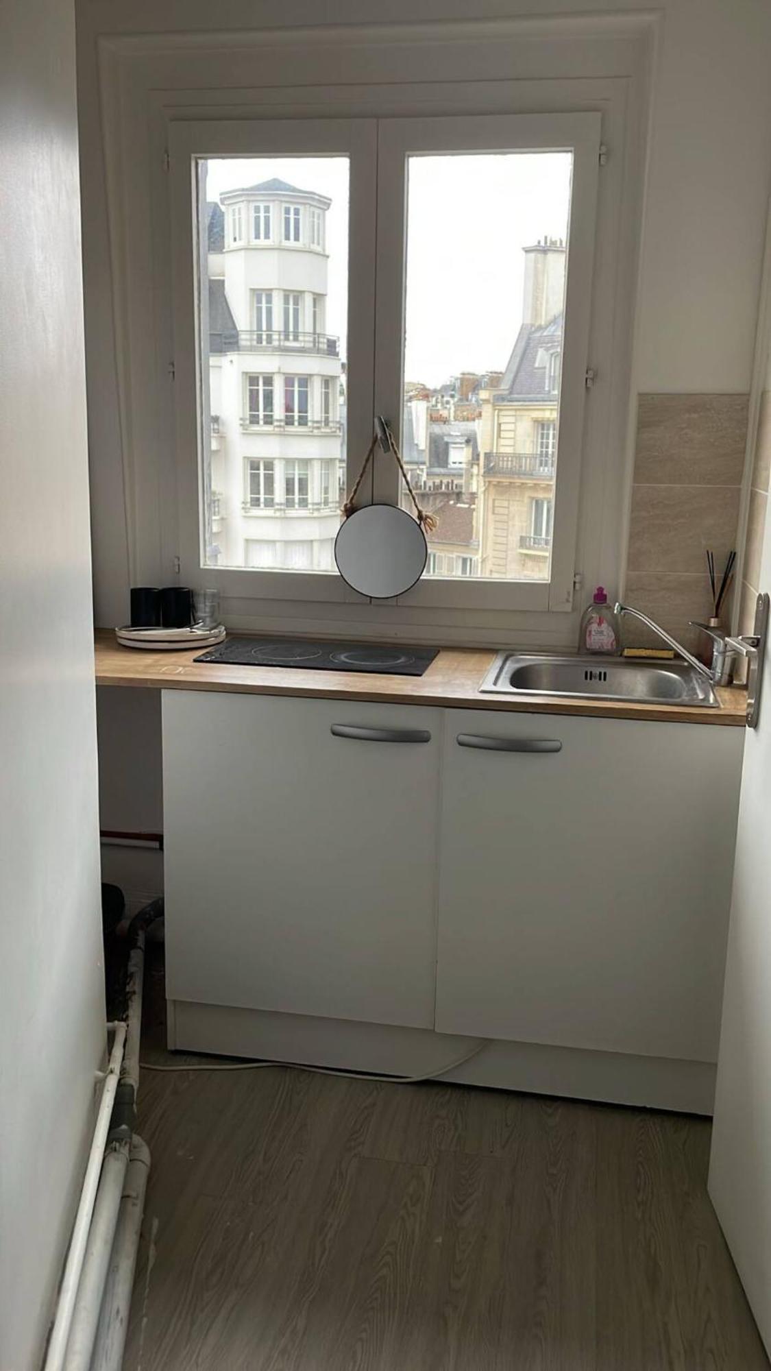 Appartement Guest Nearby Champs Elysees Paris